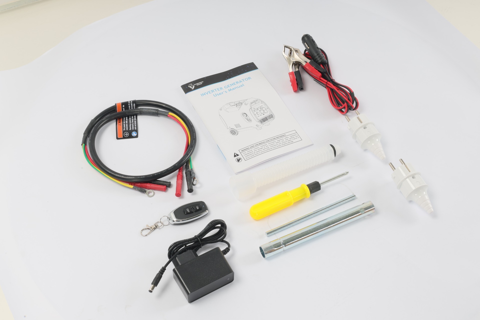 Ultimatron 3800 Watt Bærbar Inverter Strømaggregat Cables